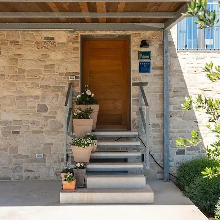Poimon Holiday home *